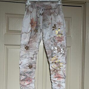 Art floral Italian crinkle print pant one size slim fit multicolor